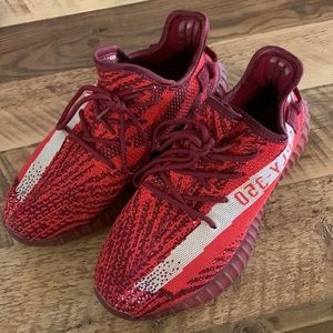 Yeezy Boost 350 - red